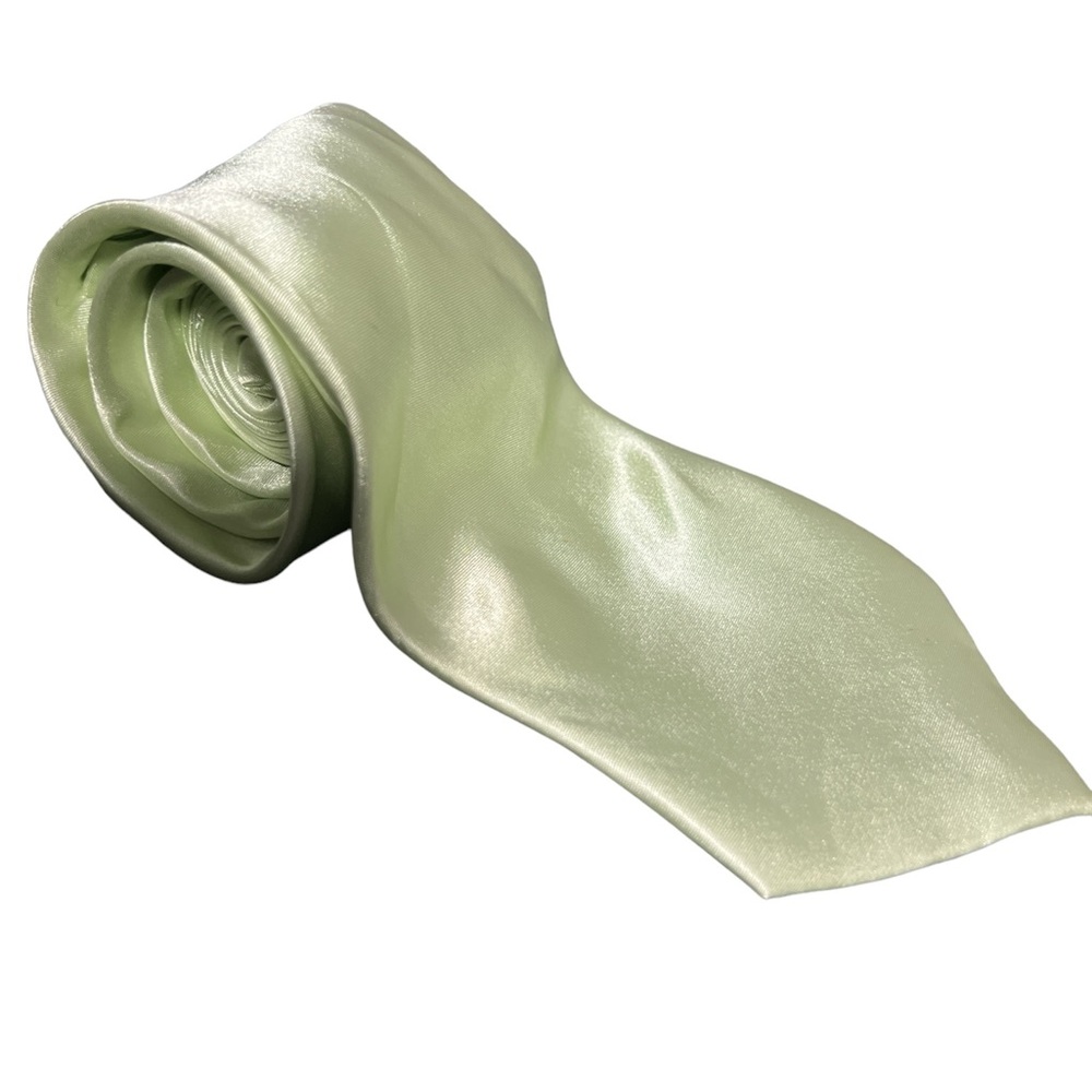 Vesuvio Napoli 100% polyester men’s 60” light green color tie
